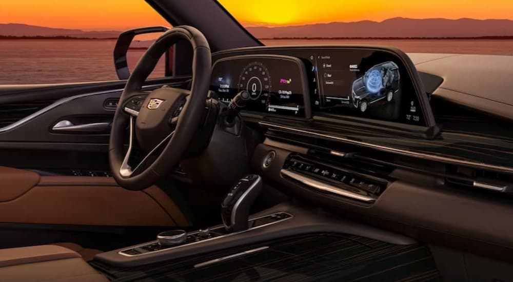 The black dash in a 2023 Cadillac Escalade.