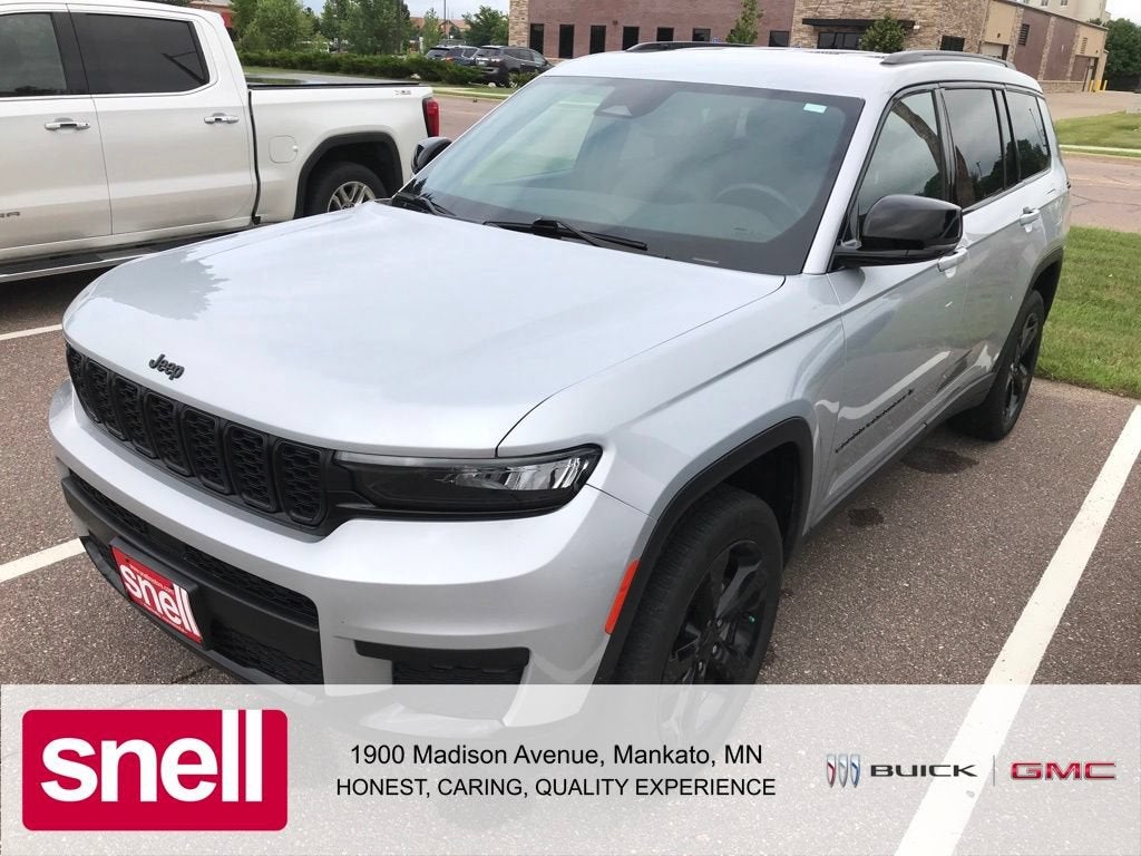 2022 Jeep Grand Cherokee L Altitude