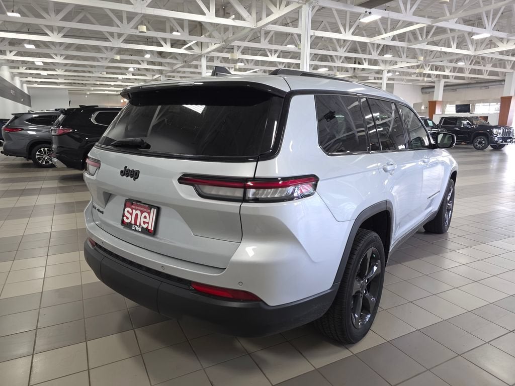 2022 Jeep Grand Cherokee L Altitude