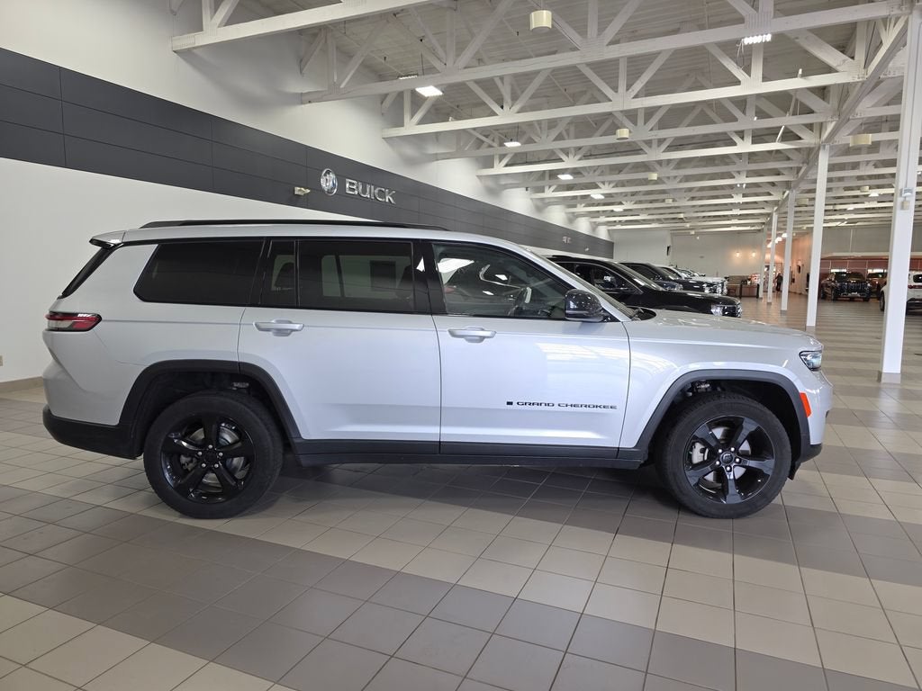 2022 Jeep Grand Cherokee L Altitude