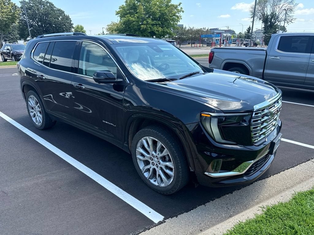 2024 GMC Acadia Denali
