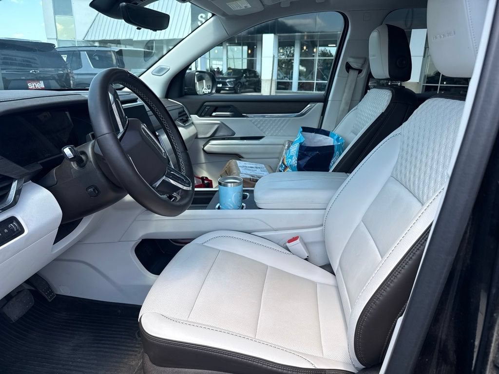 2024 GMC Acadia Denali