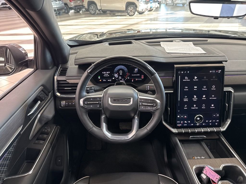 2024 GMC Acadia Denali