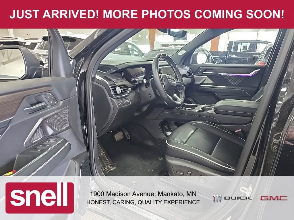 2025 GMC Acadia Denali