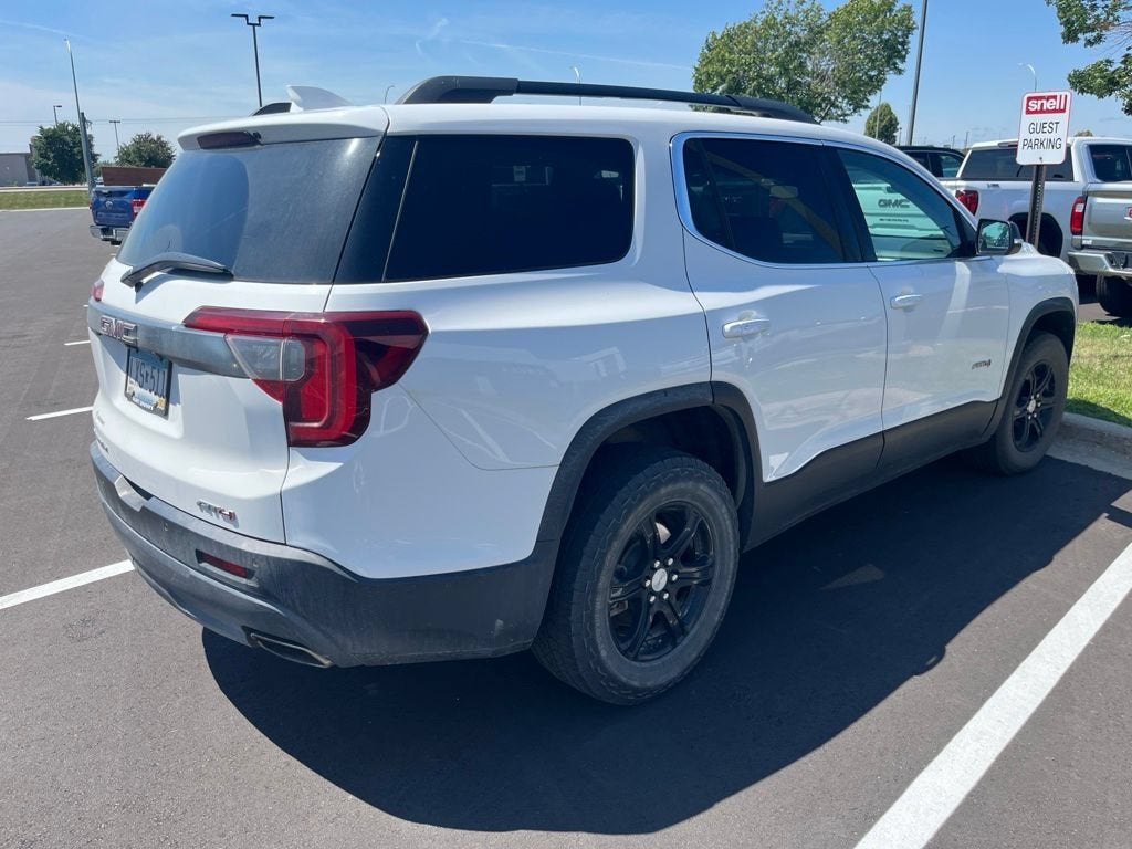 2021 GMC Acadia AT4