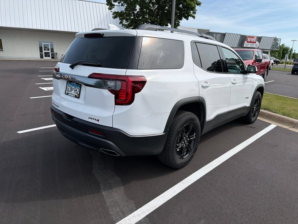 2021 GMC Acadia AT4