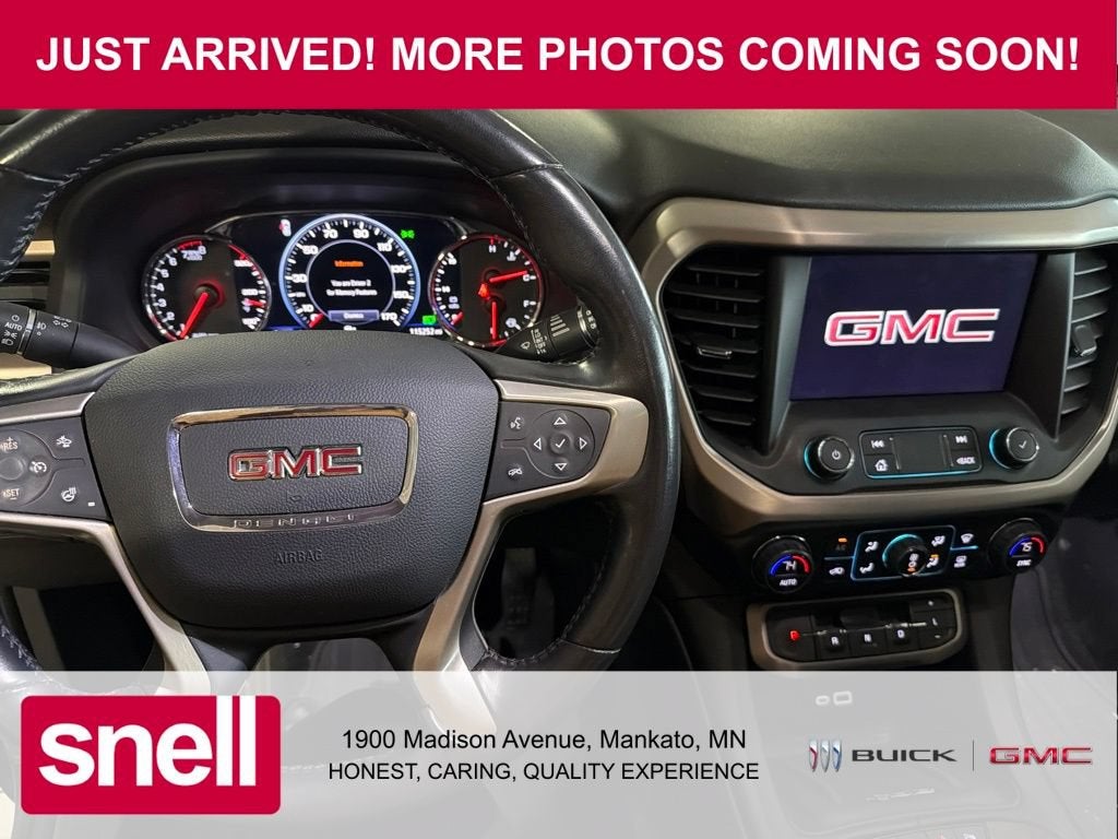 2020 GMC Acadia Denali