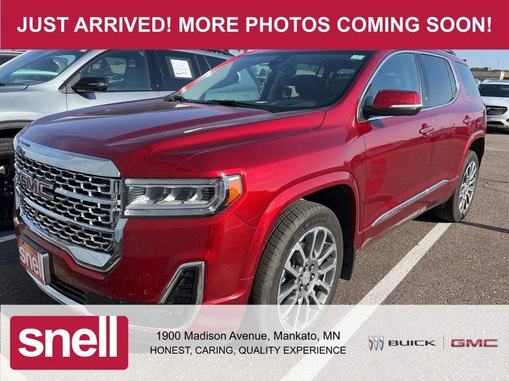 2023 GMC Acadia Denali
