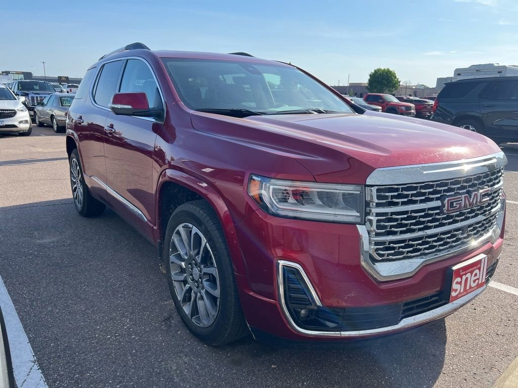 2023 GMC Acadia Denali