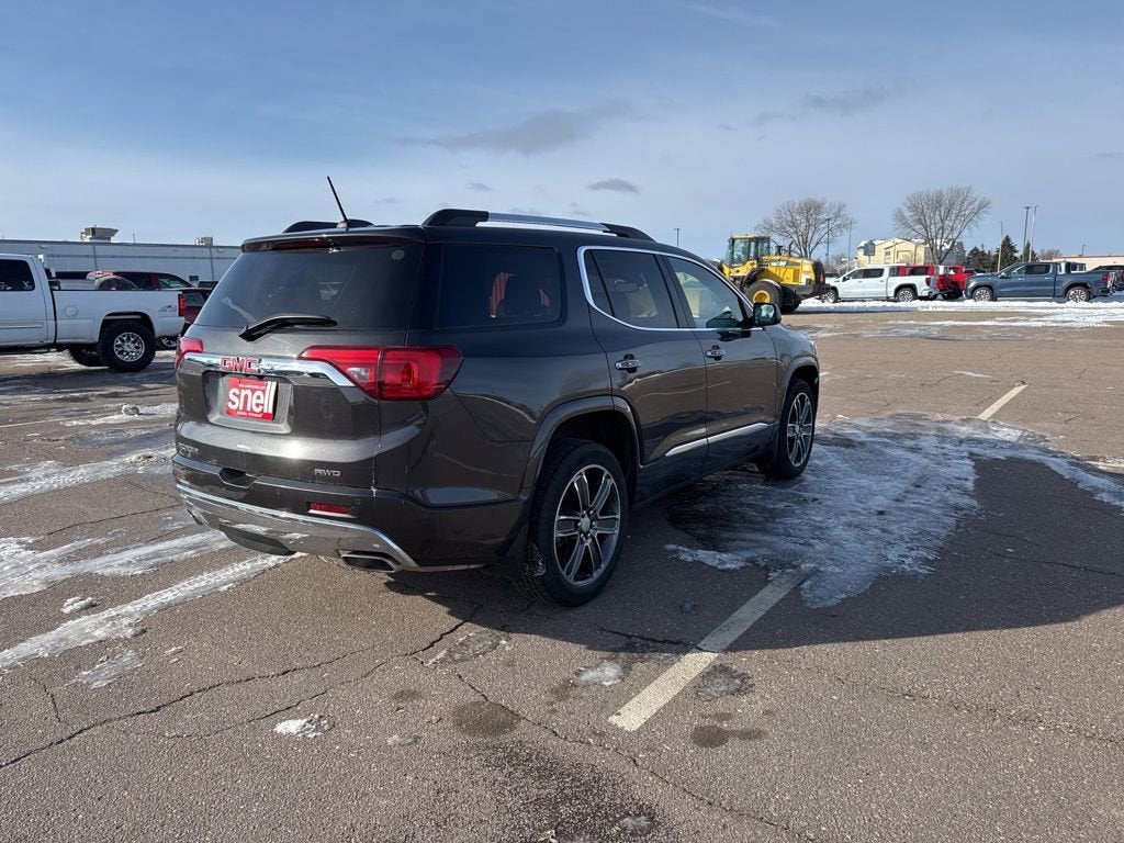 2019 GMC Acadia Denali