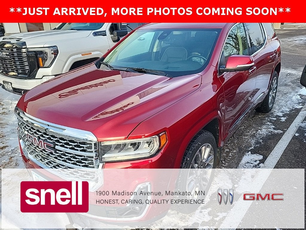2023 GMC Acadia Denali