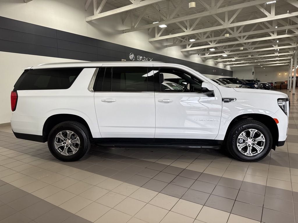 2023 GMC Yukon XL SLE