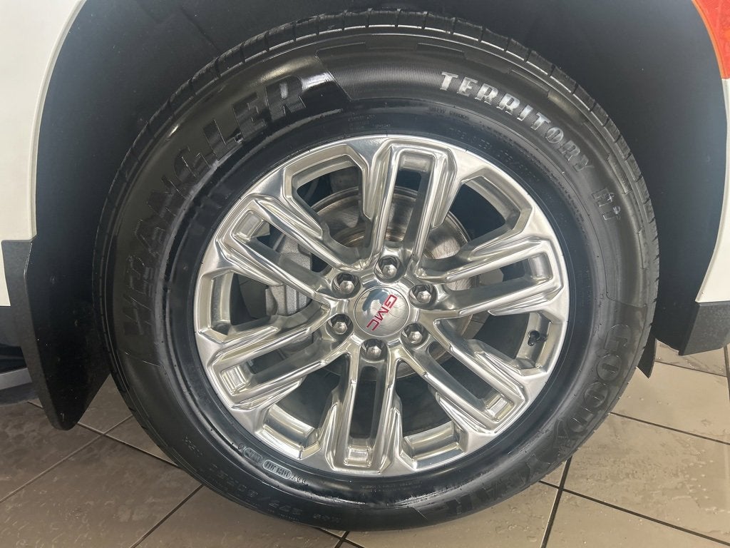 2023 GMC Yukon XL SLT