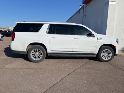 2023 GMC Yukon XL SLT