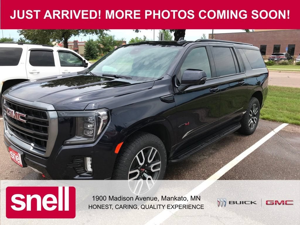 2023 GMC Yukon XL AT4