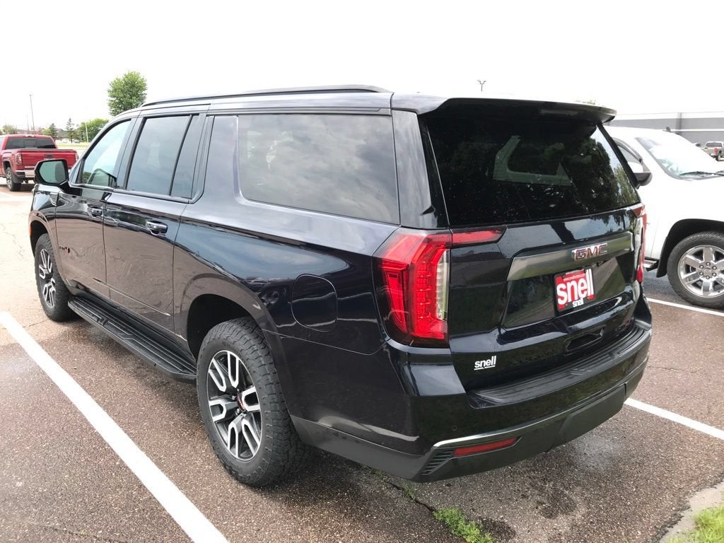 2023 GMC Yukon XL AT4