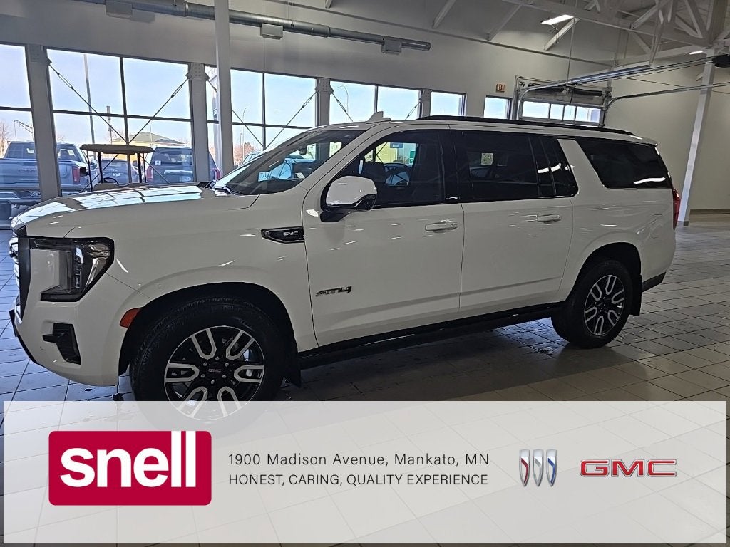 2023 GMC Yukon XL AT4
