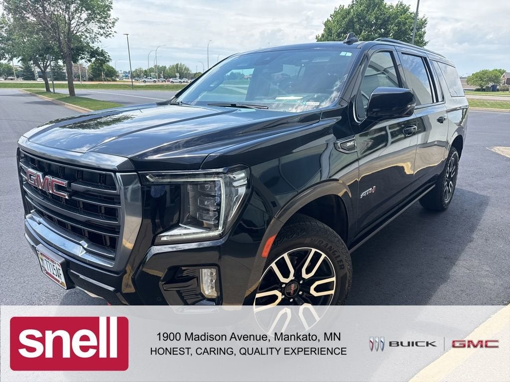 2024 GMC Yukon 4WD AT4's photo