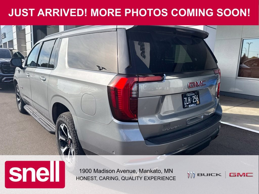 2025 GMC Yukon XL AT4