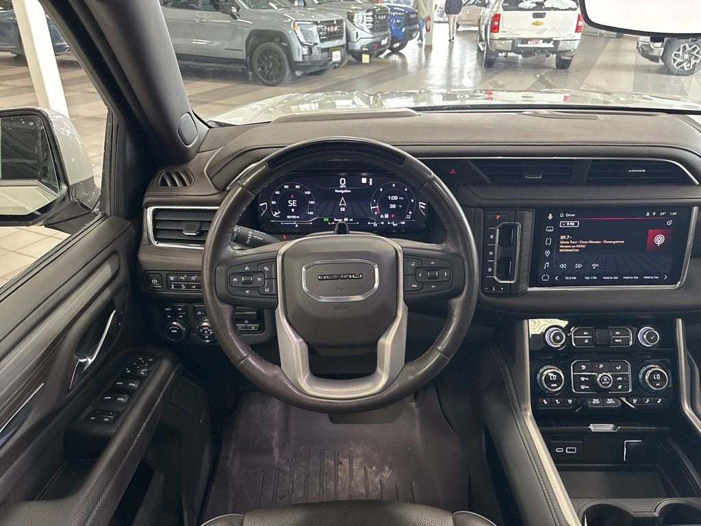 2023 GMC Yukon XL Denali