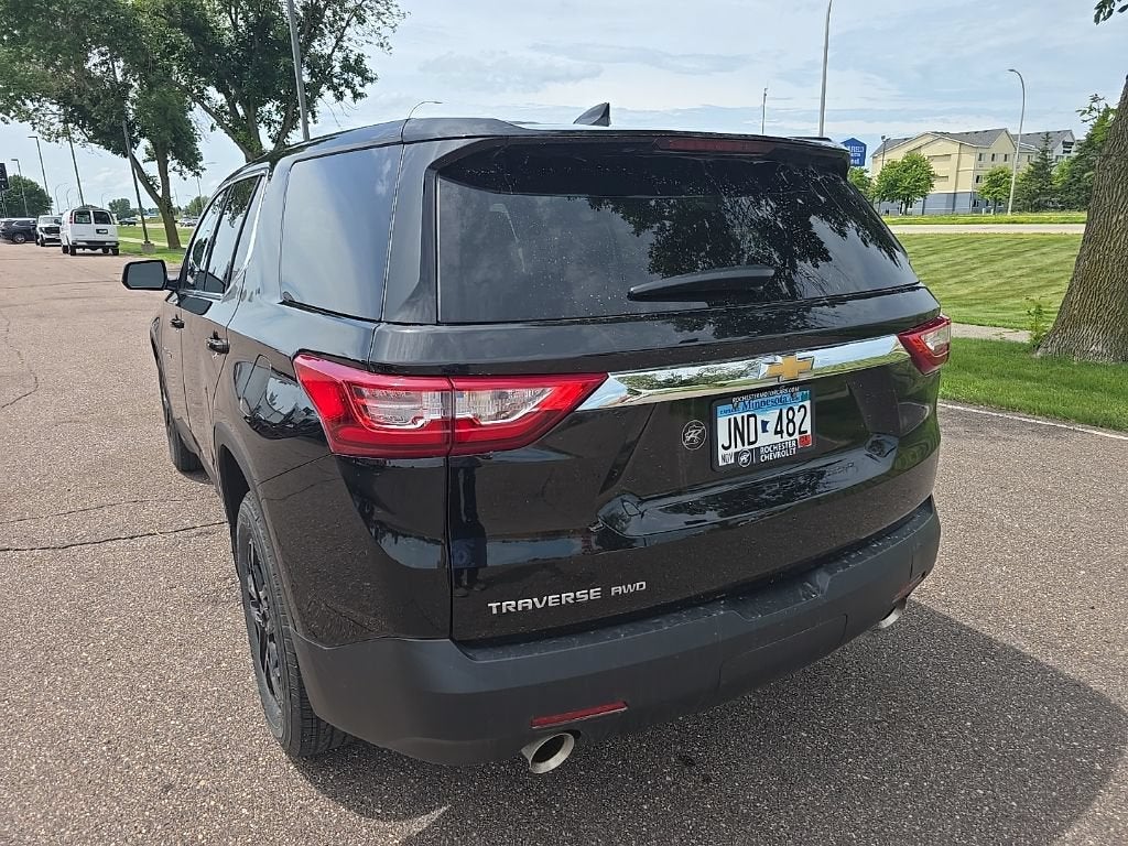 Used 2020 Chevrolet Traverse LS with VIN 1GNEVFKW9LJ171458 for sale in Mankato, Minnesota