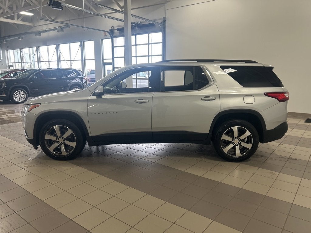 2021 Chevrolet Traverse LT Leather