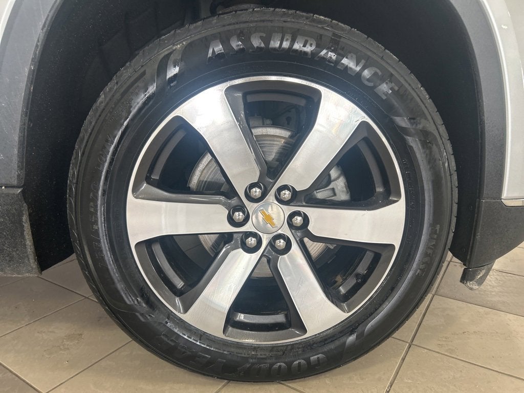 2021 Chevrolet Traverse LT Leather