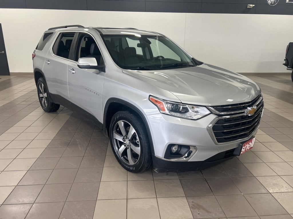 2021 Chevrolet Traverse LT Leather