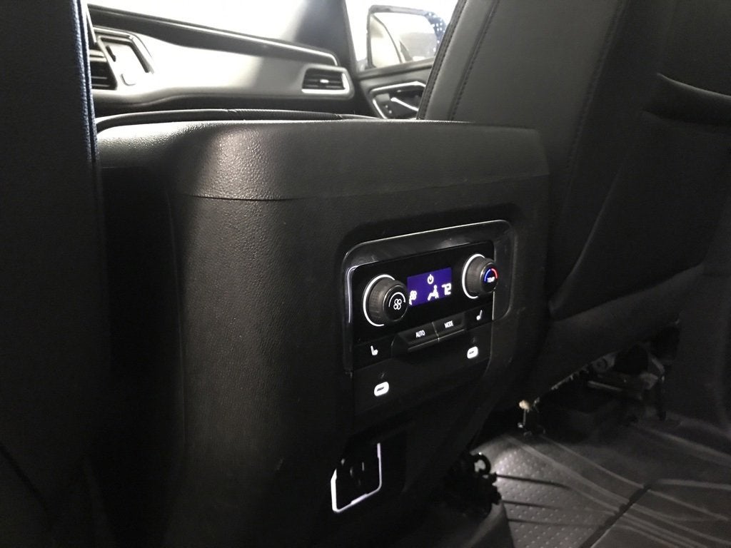 2022 Chevrolet Suburban RST