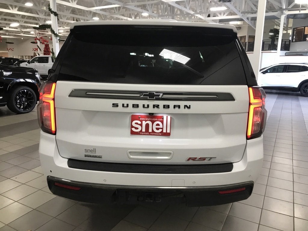 2022 Chevrolet Suburban RST