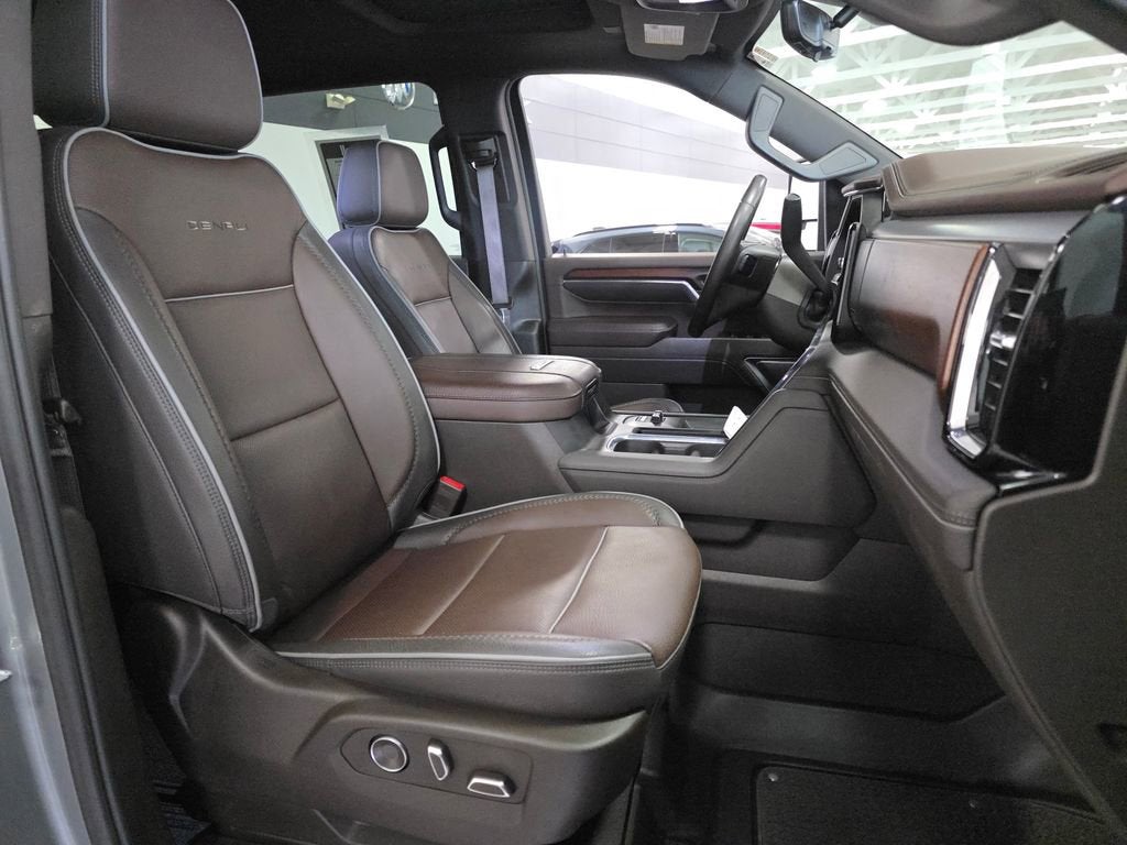 2024 GMC Sierra 3500 HD Denali
