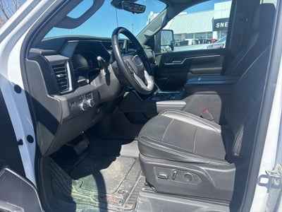 2024 GMC Sierra 3500 HD Denali