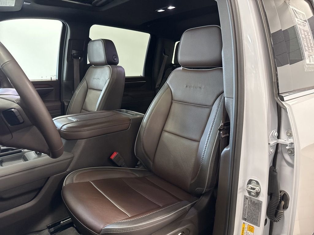 2025 GMC Sierra 3500 HD Denali