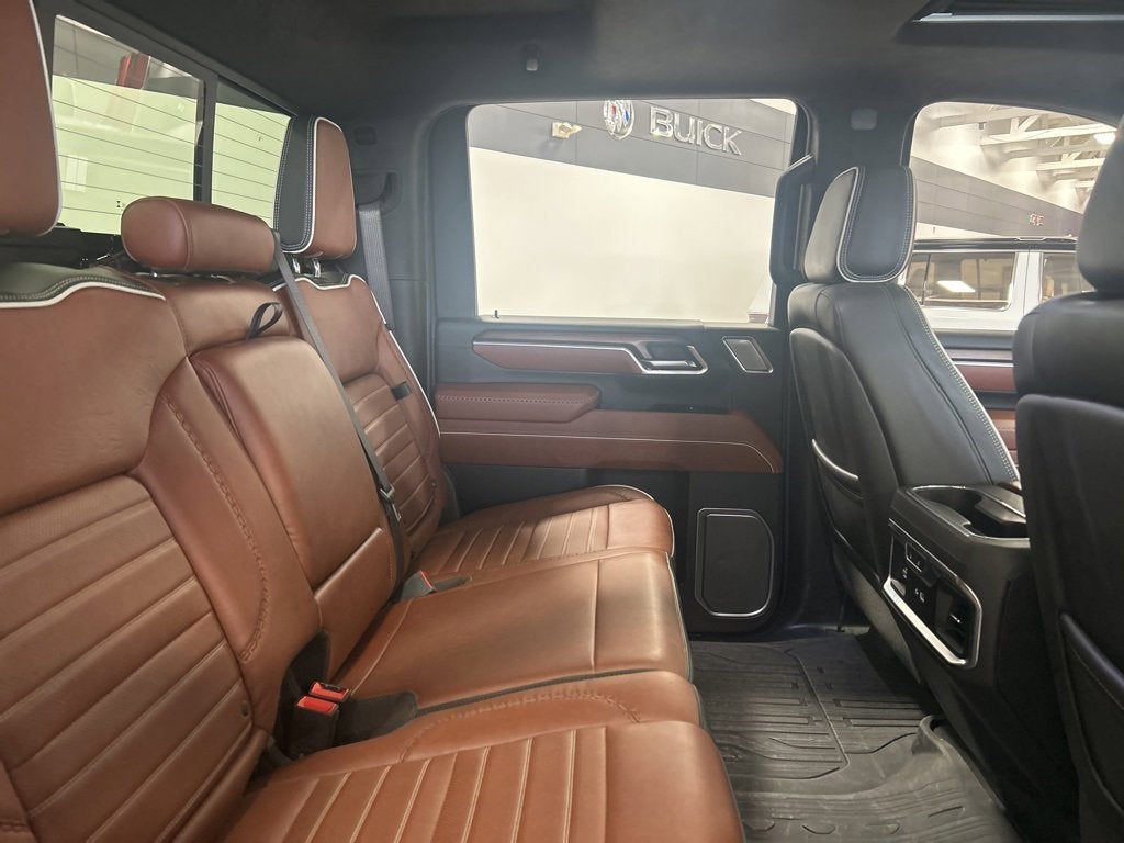 2025 GMC Sierra 3500 HD Denali Ultimate