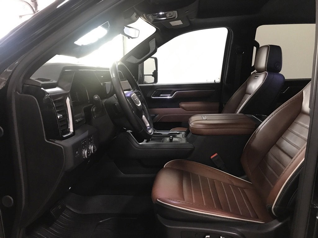 2025 GMC Sierra 3500 HD Denali Ultimate