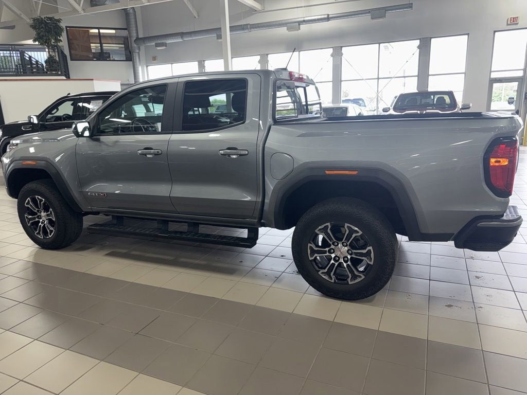 2023 GMC Canyon AT4