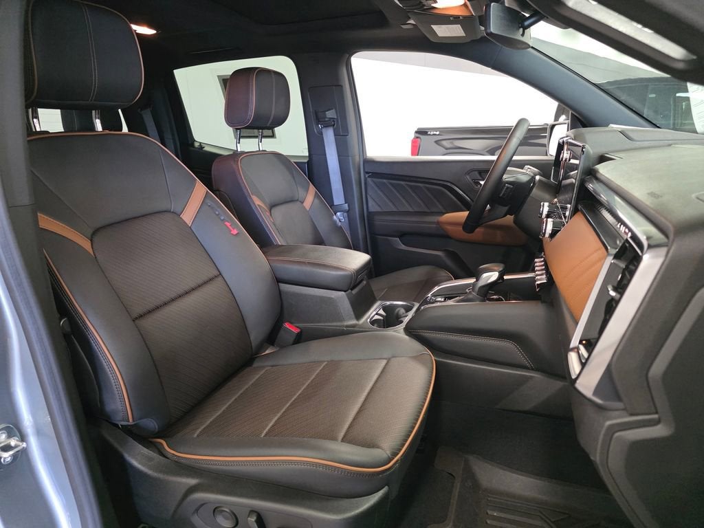 2023 GMC Canyon AT4
