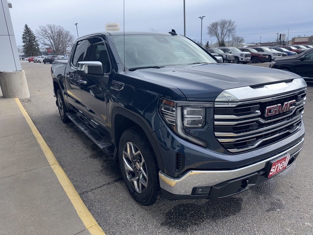 2022 GMC Sierra 1500 SLT