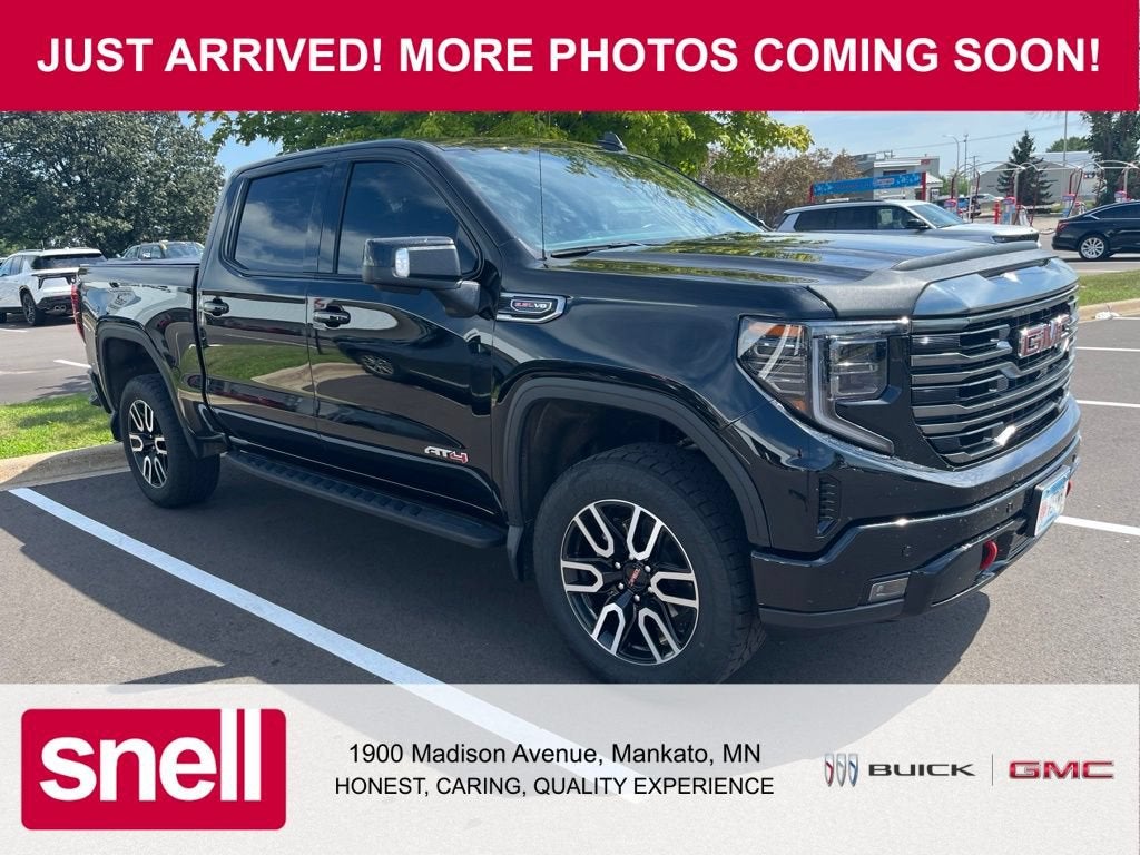 Used 2024 GMC Sierra 1500 AT4 with VIN 1GTUUEEL0RZ114904 for sale in Mankato, Minnesota