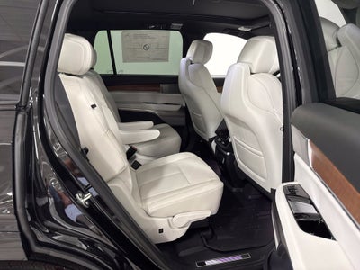 2027 Cadillac VISTIQ Luxury