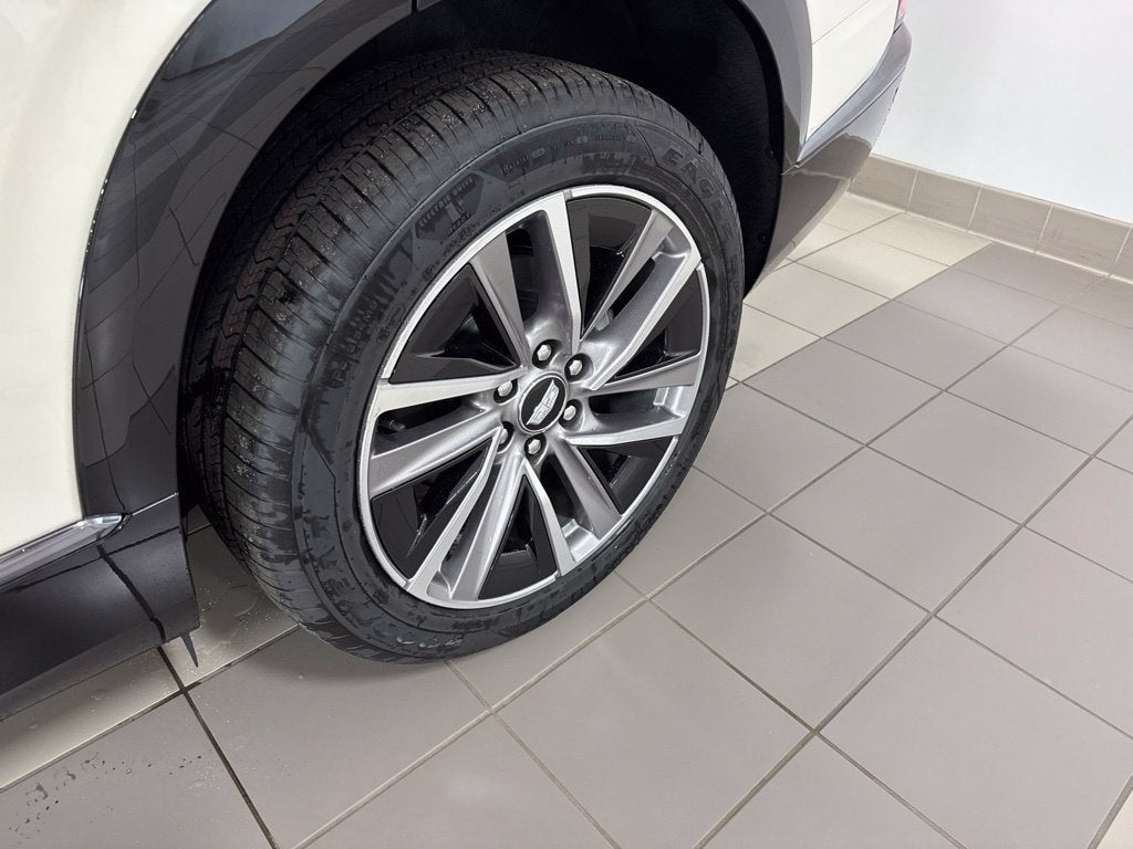 2027 Cadillac VISTIQ Sport - Photo 12