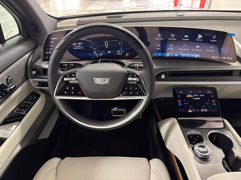 2027 Cadillac VISTIQ Sport - Photo 15