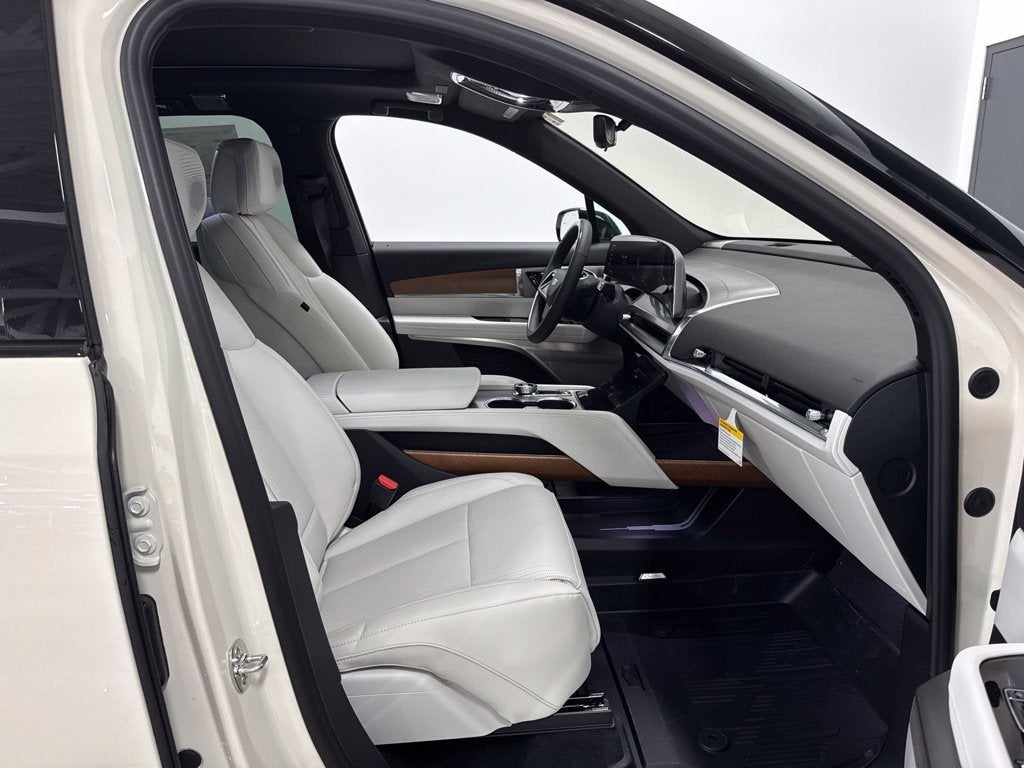 2027 Cadillac VISTIQ Sport - Photo 19