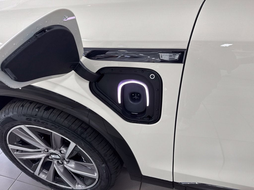 2027 Cadillac VISTIQ Sport - Photo 23