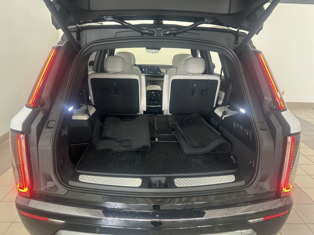 2026 Cadillac VISTIQ Sport