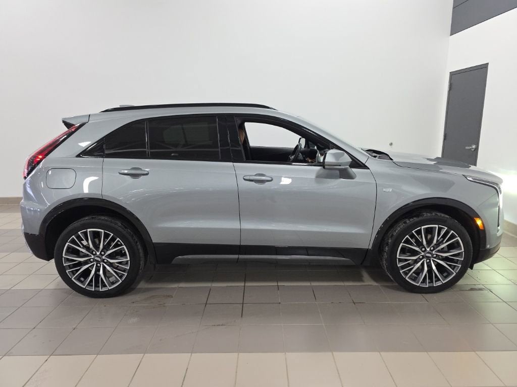 2024 Cadillac XT4 Sport