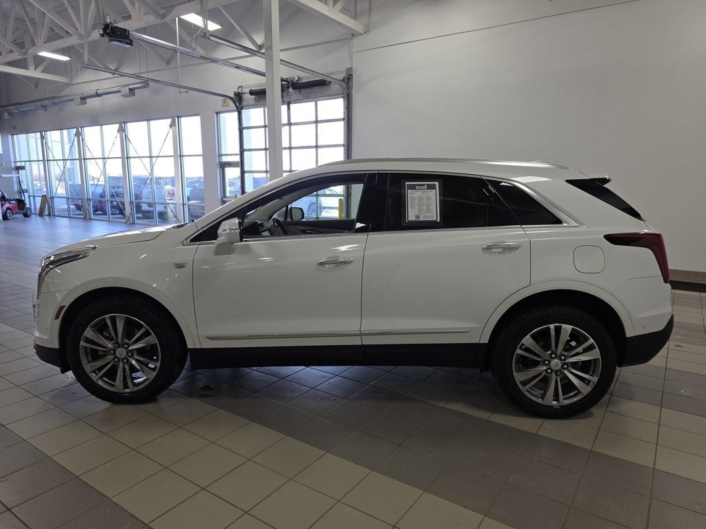 2022 Cadillac XT5 Premium Luxury