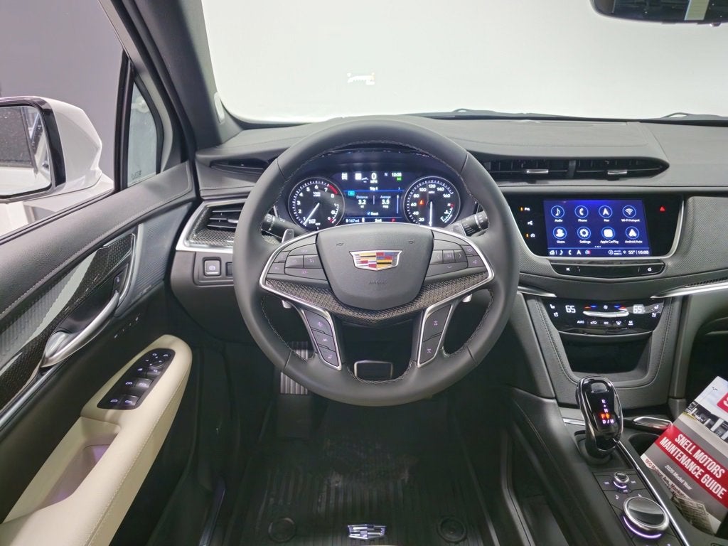 2025 Cadillac XT5 Sport