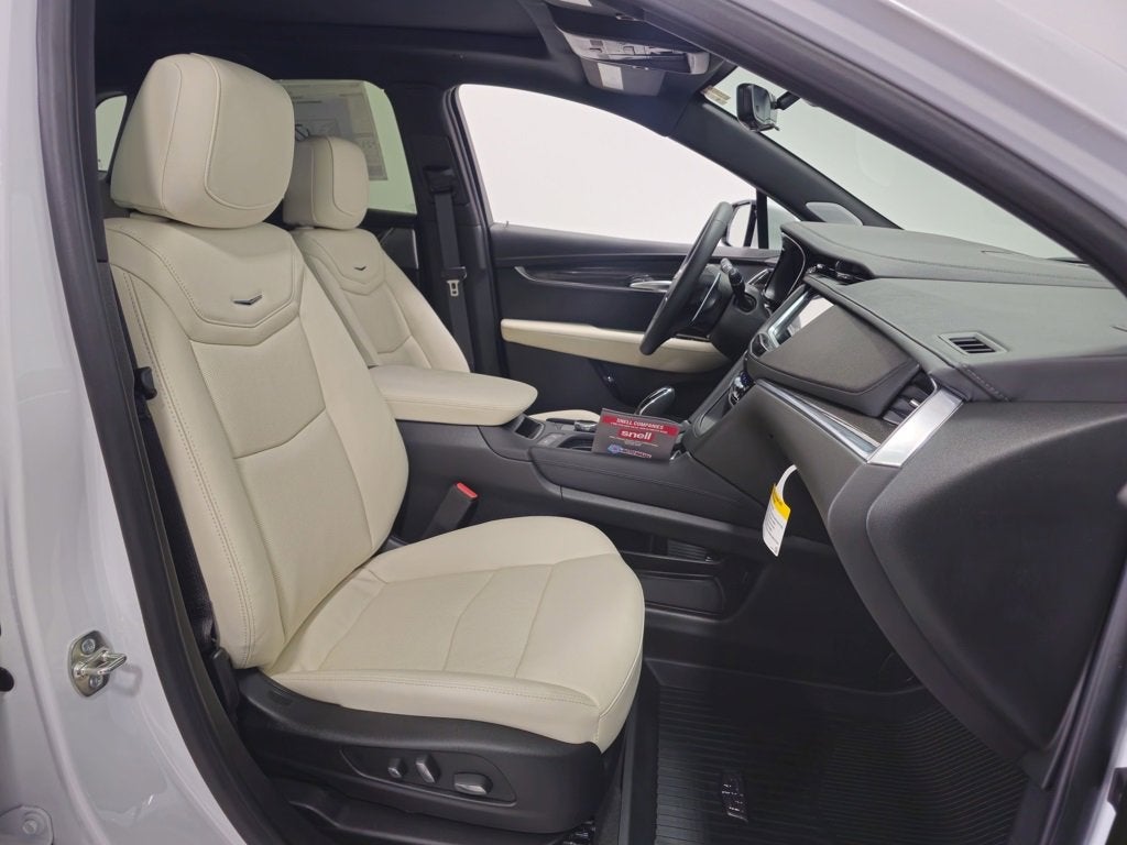 2025 Cadillac XT5 Sport