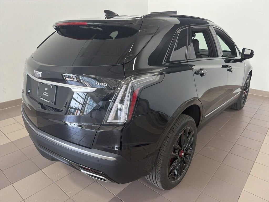 2026 Cadillac XT5 Sport